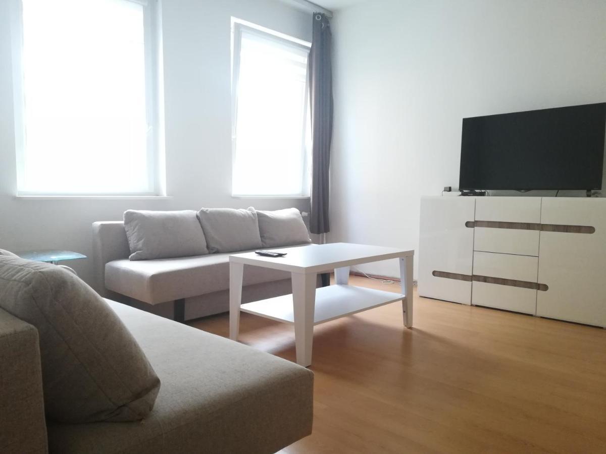 Apartament Blisko Morza Kolobrzeg-Podczeleアパートメント エクステリア 写真