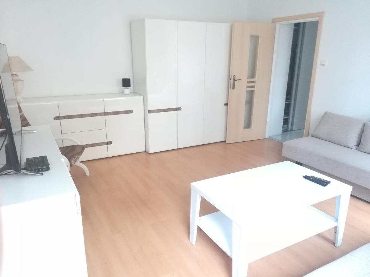 Apartament Blisko Morza Kolobrzeg-Podczeleアパートメント エクステリア 写真